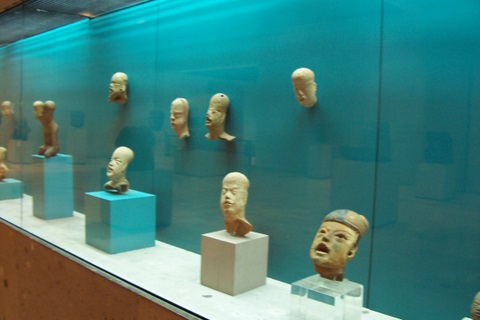 100_1900.jpg